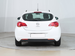 Opel Astra 2012