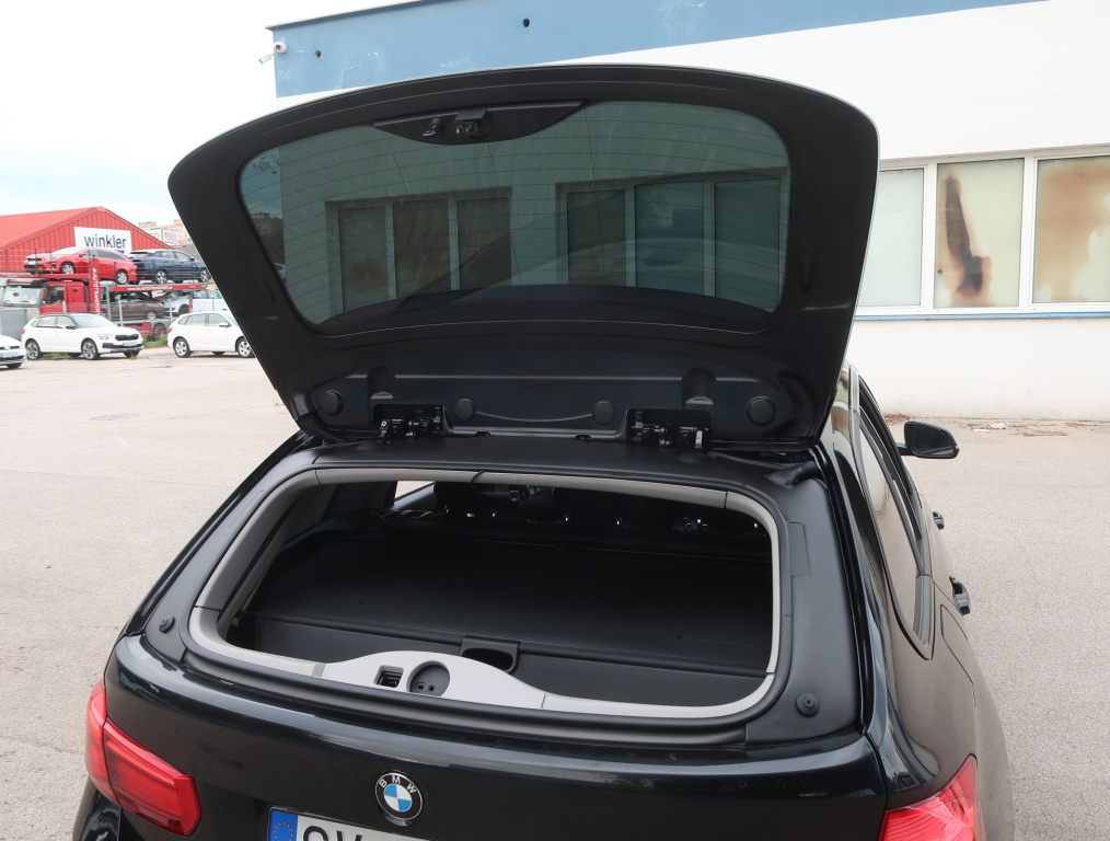 BMW 3