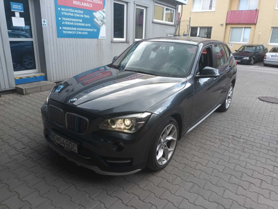 BMW X1