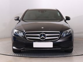 Mercedes-Benz E - 2016