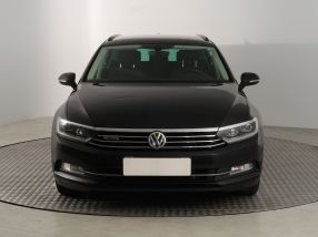 Volkswagen Passat - 2015