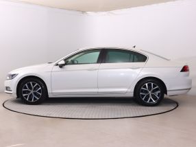 Volkswagen Passat - 2017