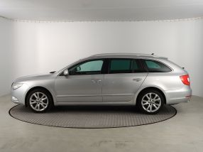 Skoda Superb - 2012