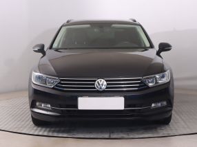 Volkswagen Passat - 2015