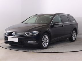 Volkswagen Passat - 2015