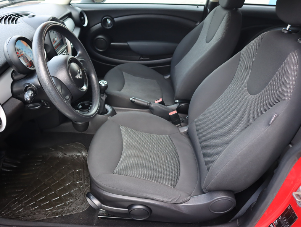 MINI 3-door