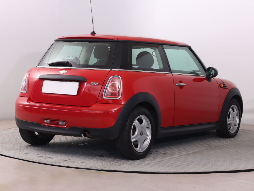 MINI 3-door