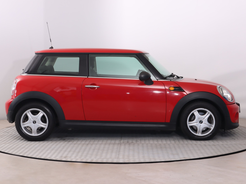 MINI 3-door