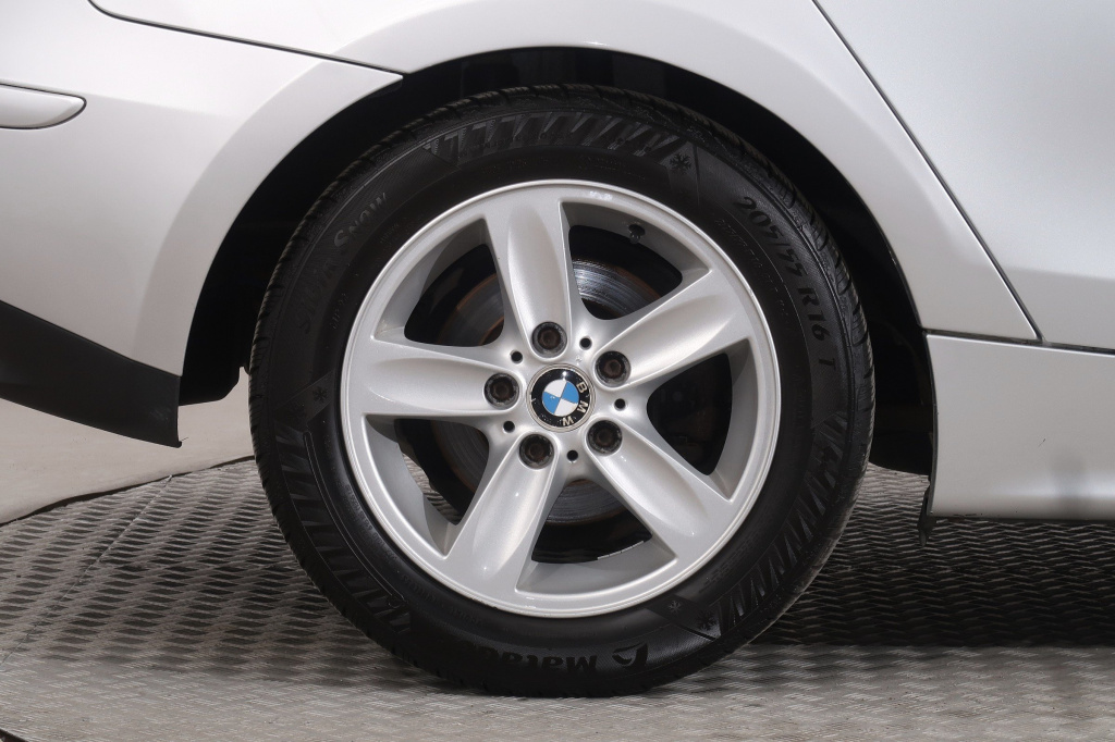 BMW 1