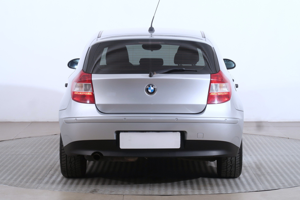 BMW 1