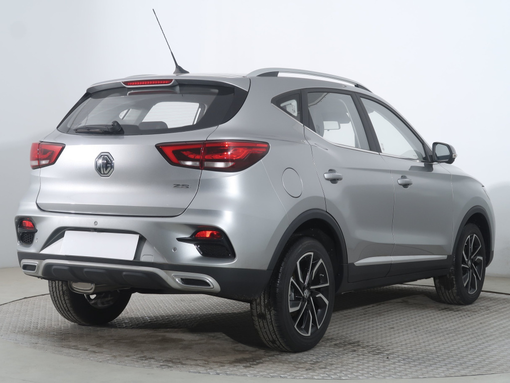 MG ZS SUV