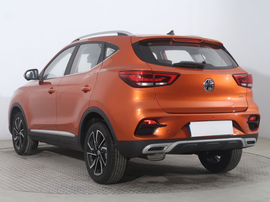 MG ZS SUV