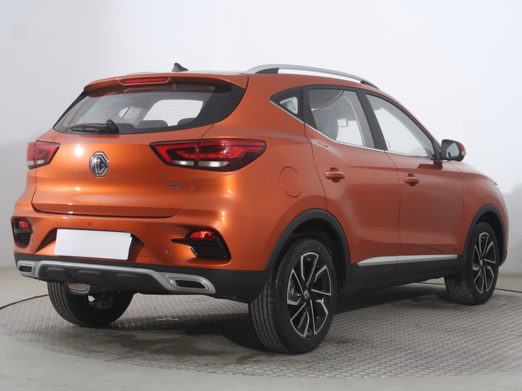 MG ZS SUV
