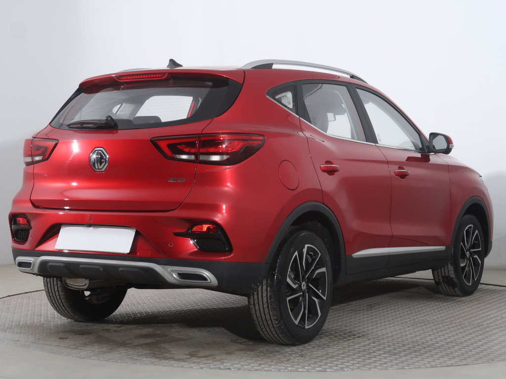 MG ZS SUV