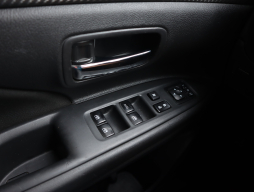 Mitsubishi Outlander 2016