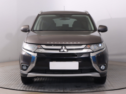 Mitsubishi Outlander 2016