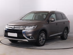 Mitsubishi Outlander 2016