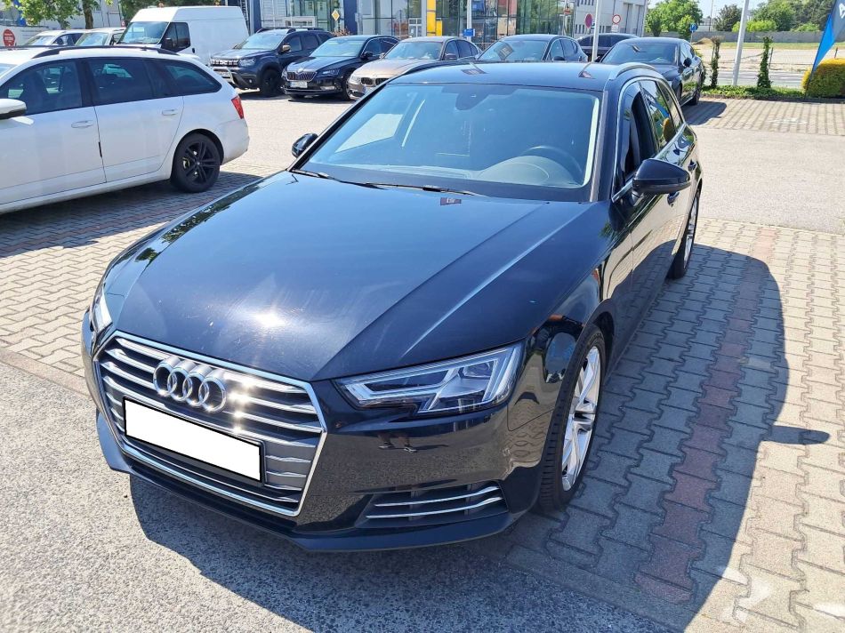 Audi A4 - 2016