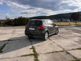 Suzuki SX4 S-Cross - 2019