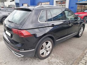 Volkswagen Tiguan - 2021