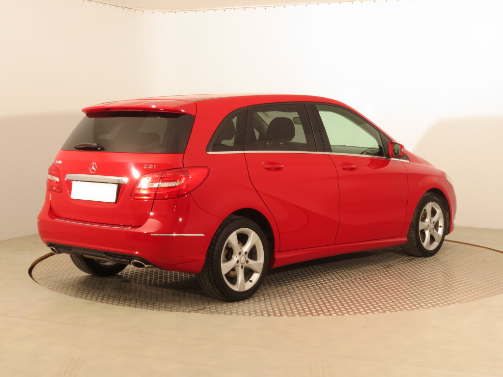 Mercedes-Benz B