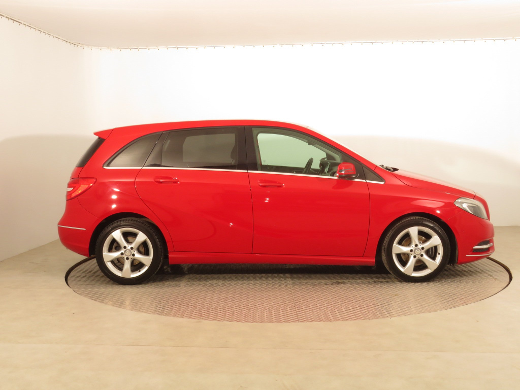 Mercedes-Benz B