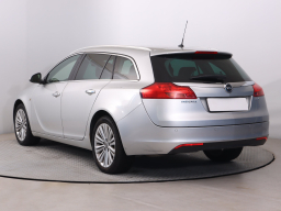 Opel Insignia 2011