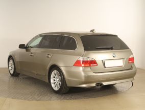 BMW 5 - 2004