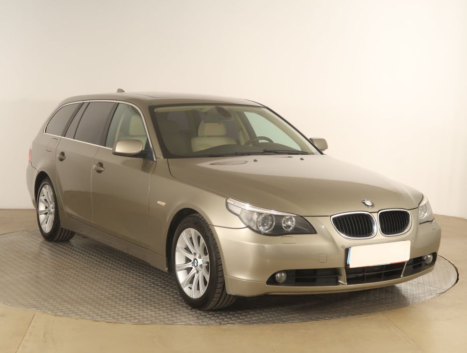 BMW 5 - 2004