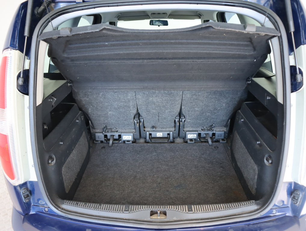 Škoda Roomster
