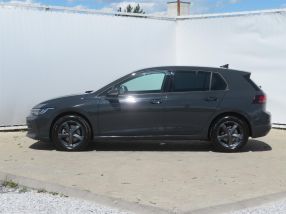 Volkswagen Golf - 2024