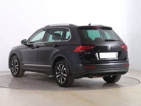 Volkswagen Tiguan - 2019