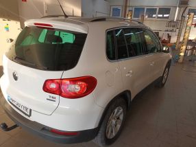 Volkswagen Tiguan - 2010