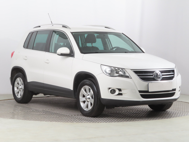 Volkswagen Tiguan, 2010