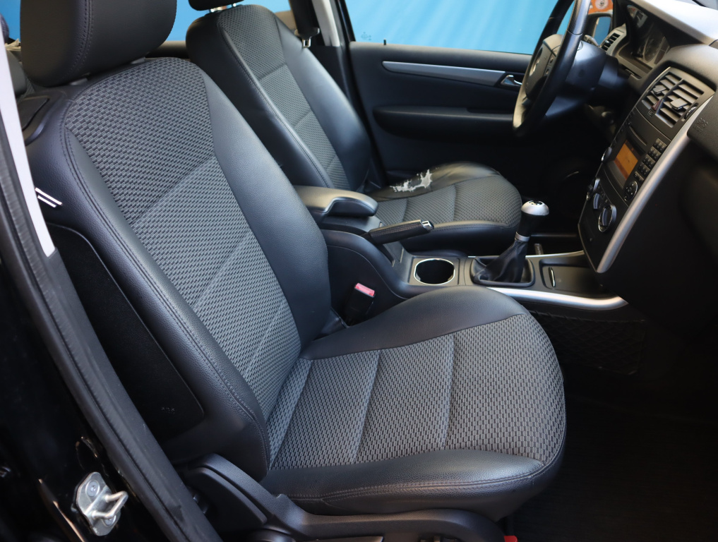 Mercedes-Benz B