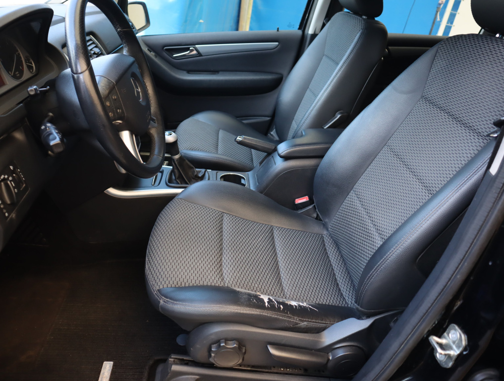 Mercedes-Benz B