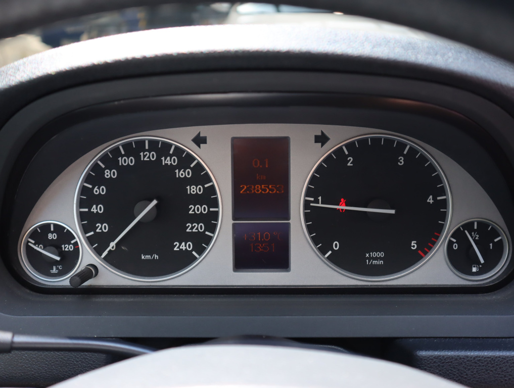 Mercedes-Benz B