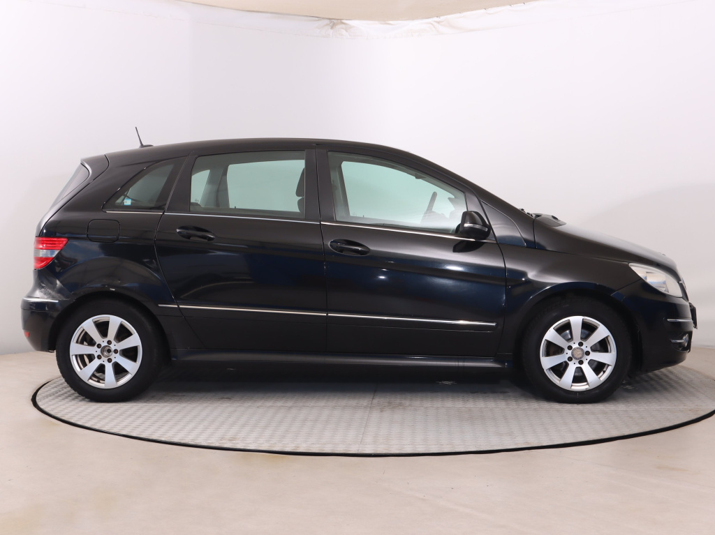 Mercedes-Benz B