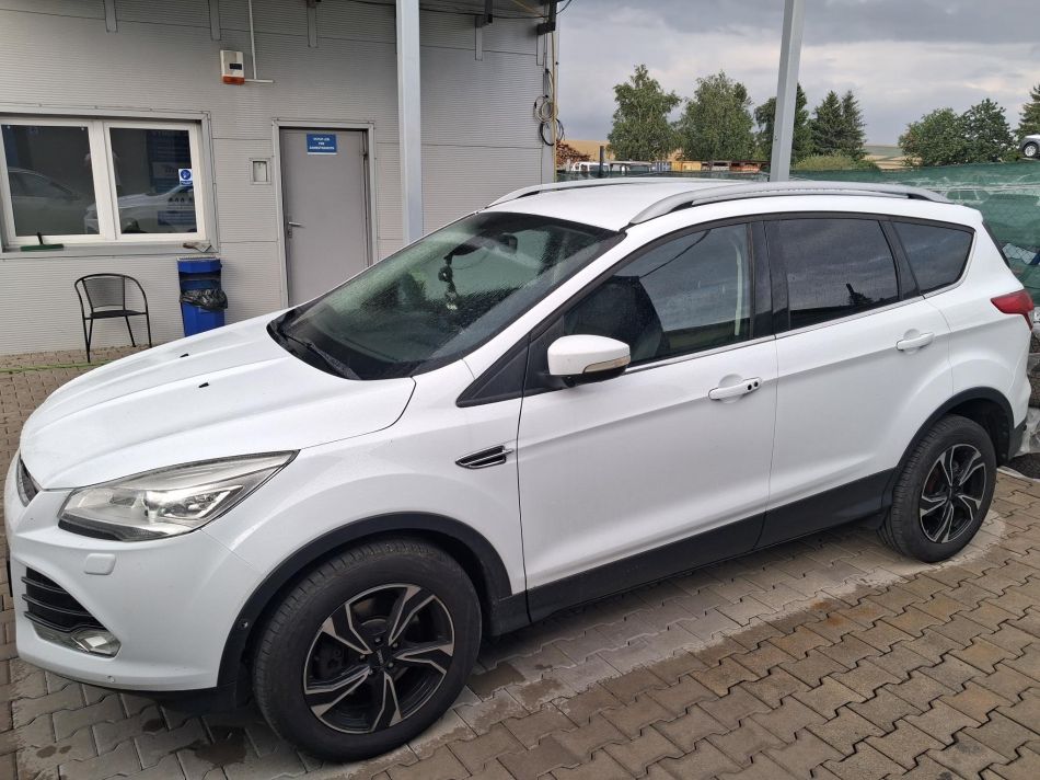 Ford Kuga - 2014