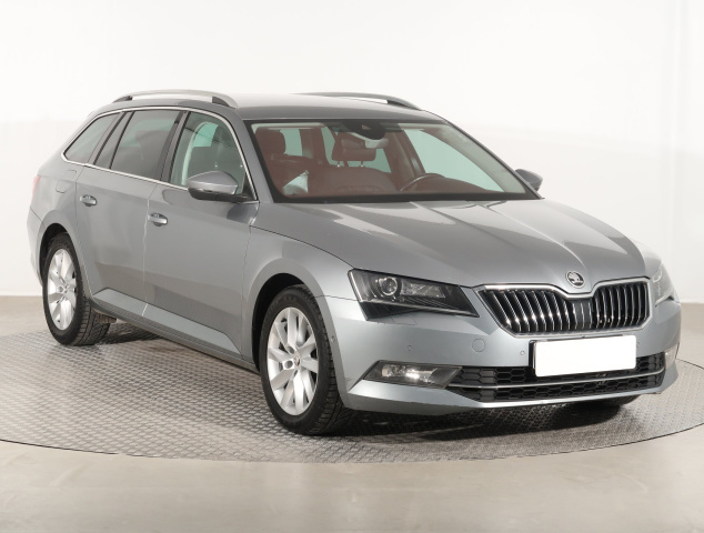 Škoda Superb, 2016