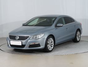 Volkswagen Passat CC - 2010