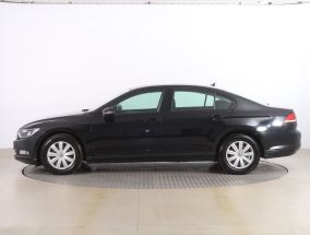 Volkswagen Passat - 2016