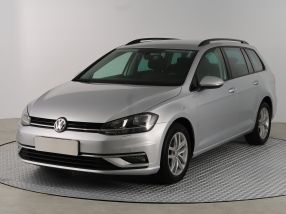 Volkswagen Golf - 2019