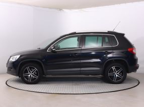 Volkswagen Tiguan - 2009