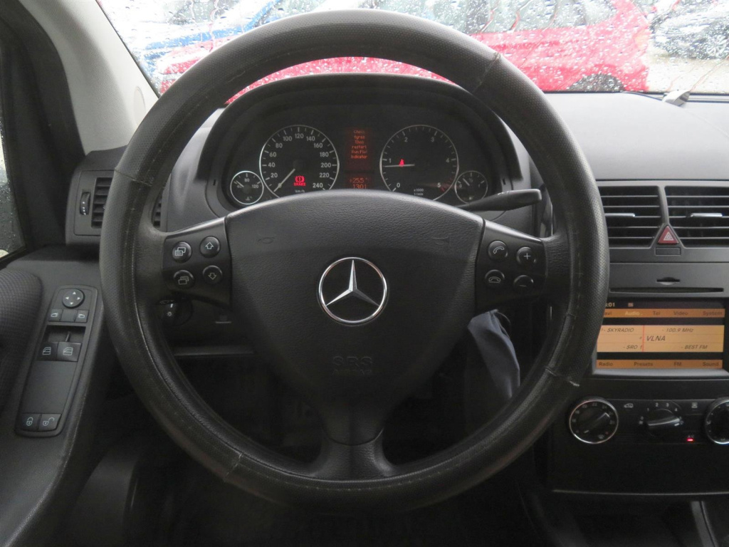 Mercedes-Benz A