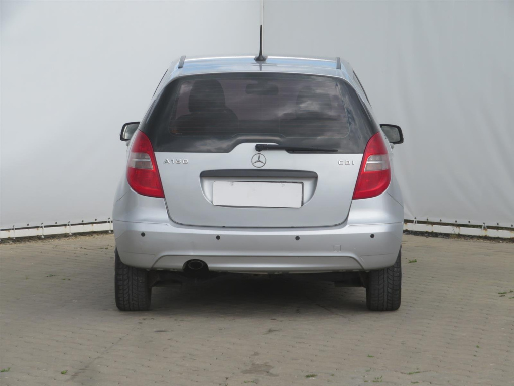Mercedes-Benz A