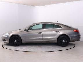 Volkswagen Passat CC - 2010