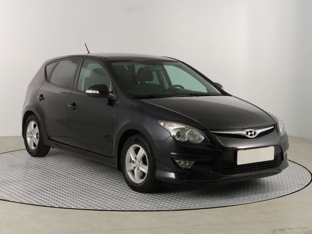 Hyundai i30, 2011