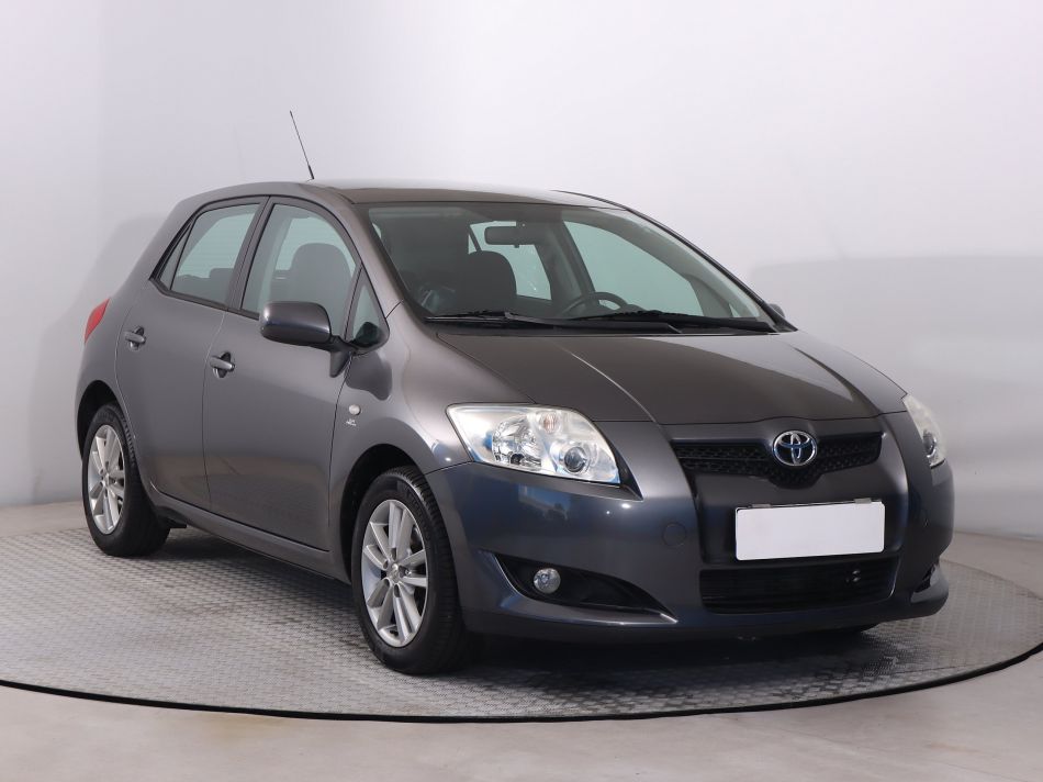 Toyota Auris - 2009