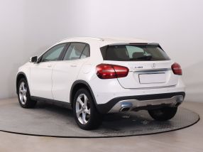 Mercedes-Benz GLA - 2019